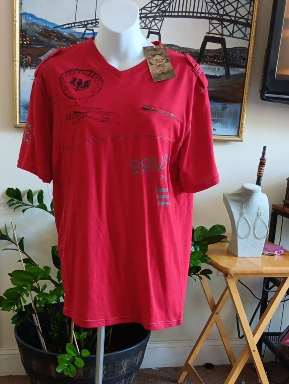 Vertical Sport  Red Graphic V-Neck Shirt Large